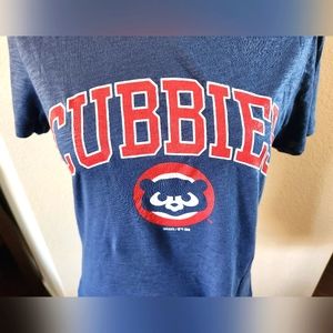 Cubbies Women's Short Sleeve Navy Tee with Red Graphic
